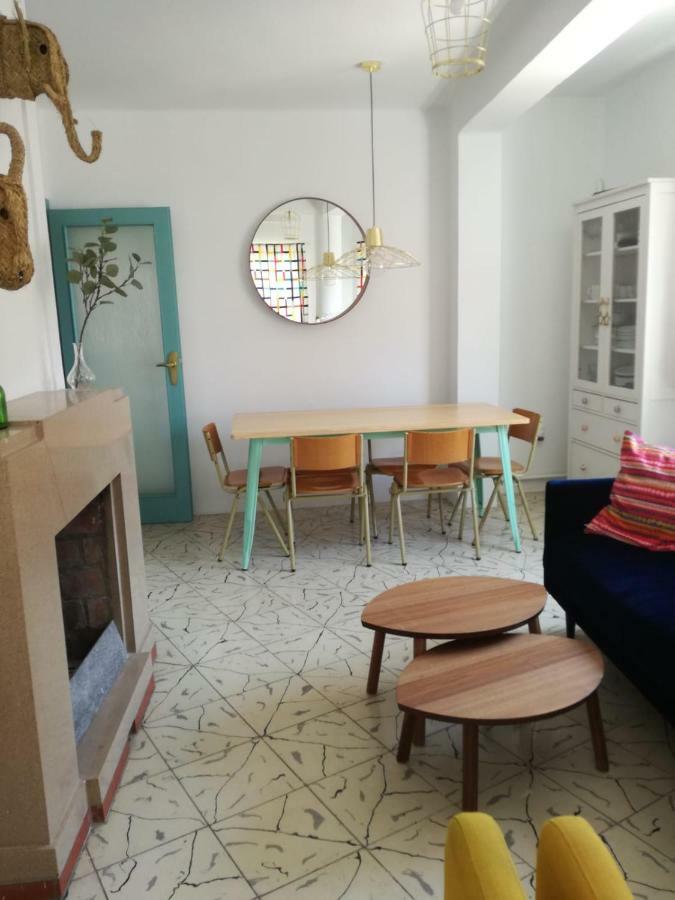 Casa Oroela Apartment Jaca Bagian luar foto